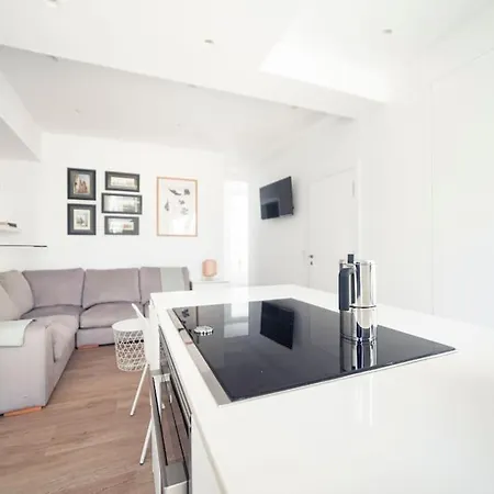 Apartment Callao San Amaro